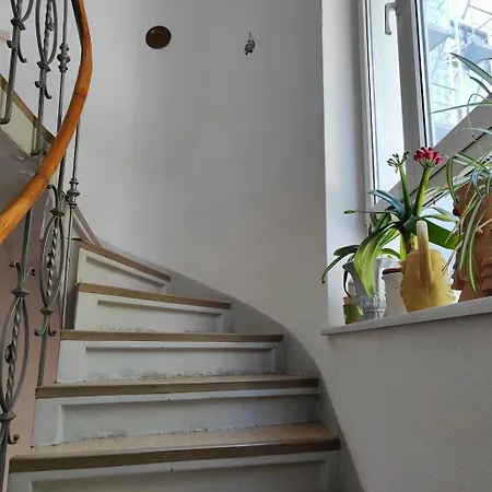 3 Min Walk To Bahnhof -peaceful With Balcony * Mannheim